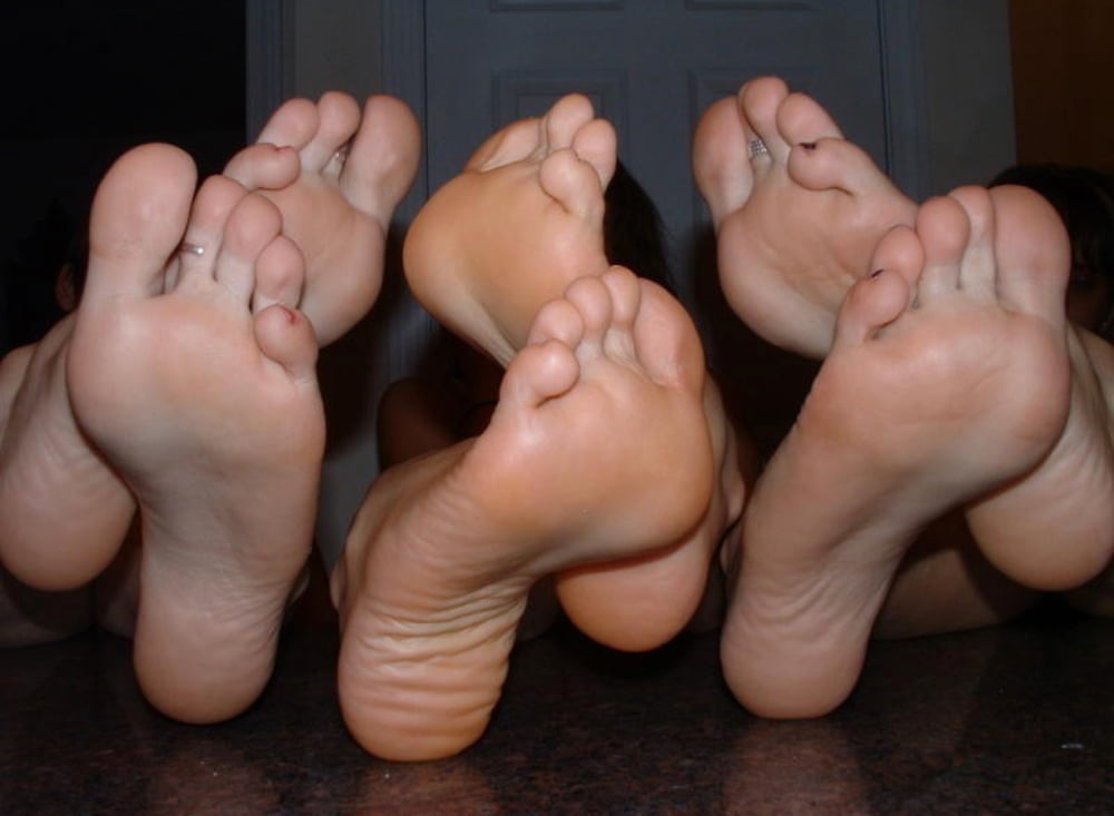 Teens naked and feet