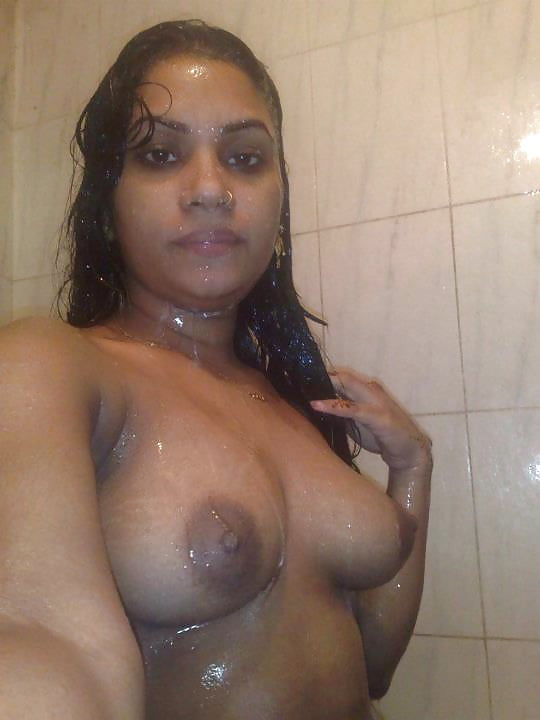 Mallu Hot Nude Show.