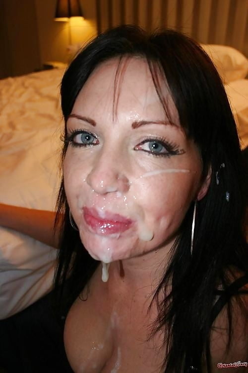 Hot British MILF gets jizzed on in the face
