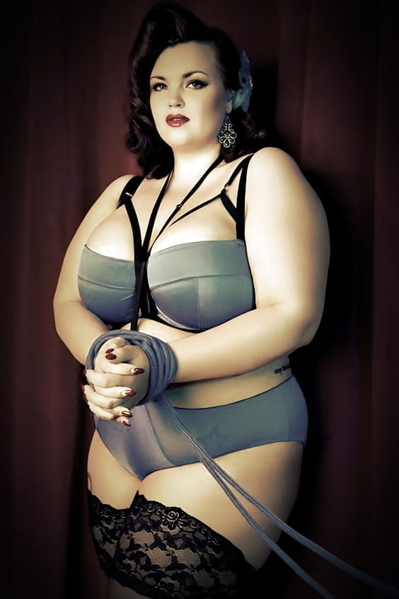 Эротичные фото сексуальных толстушек