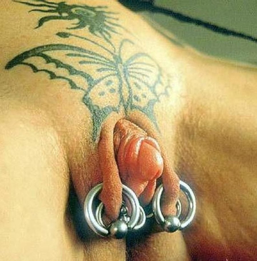 Clit tattoo