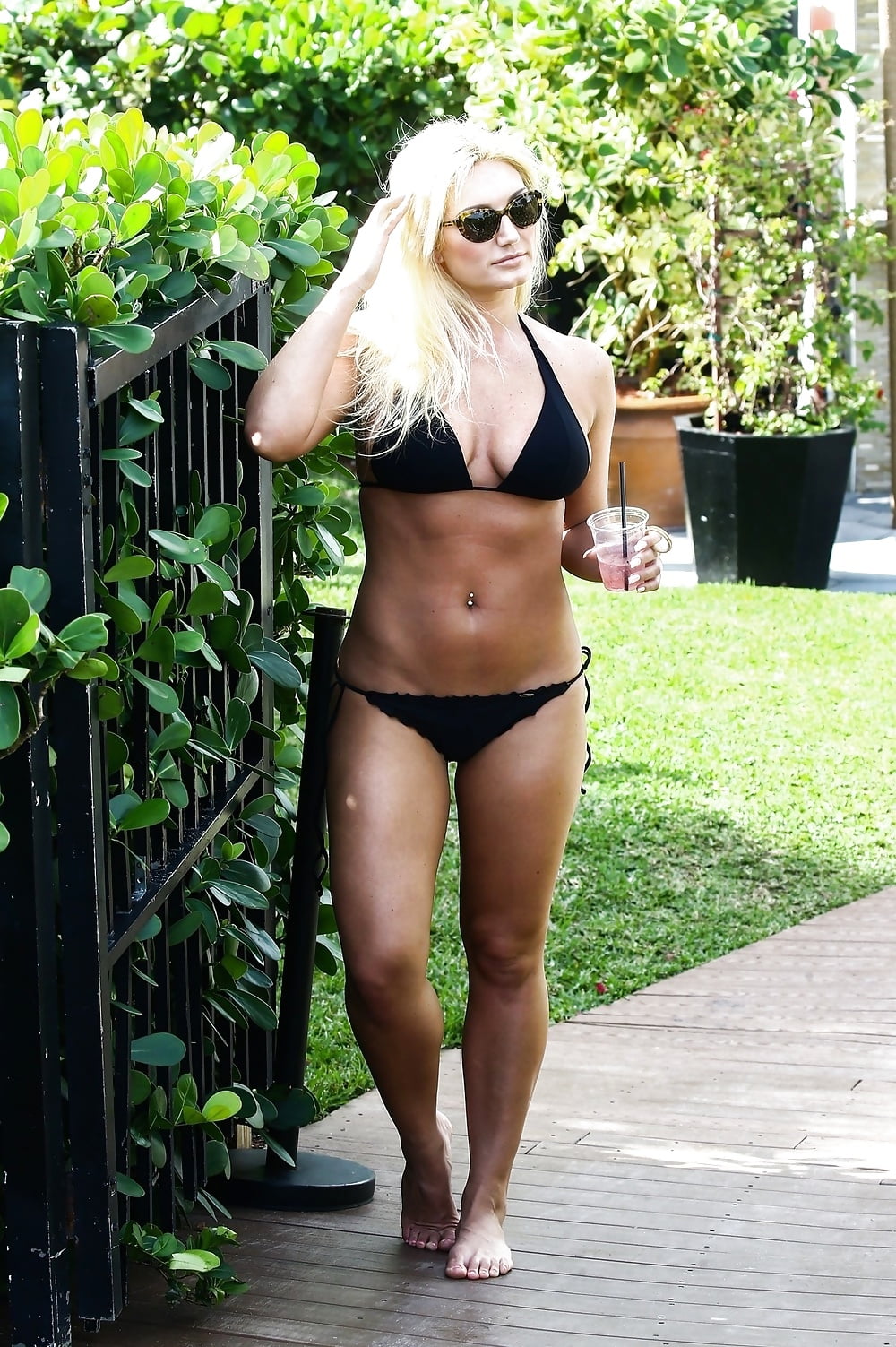 Brooke Hogan Bikini In Miami Collection Pics Xhamster