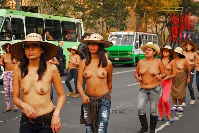 Free 400 Pueblos Naked Protest The Sequel Photos 99250261