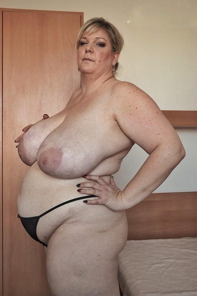 Mature bbw naked belly pictures