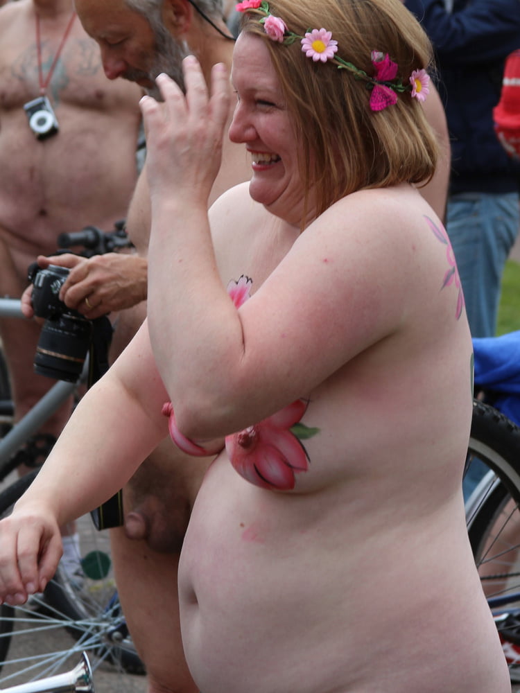 See And Save As Bbw Milf Brighton Wnbr World Naked Bike Ride Porn Pict Crot