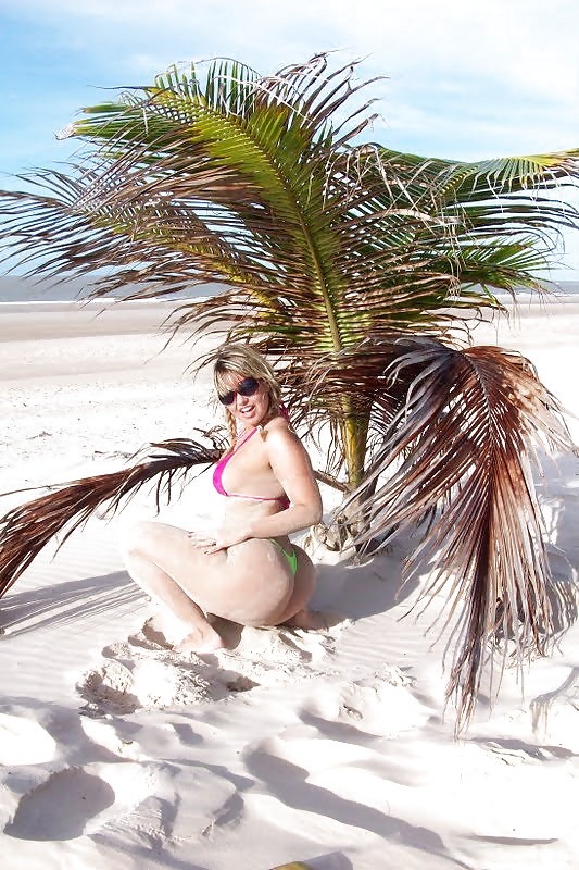 Free CATIA CARVALHO photos
