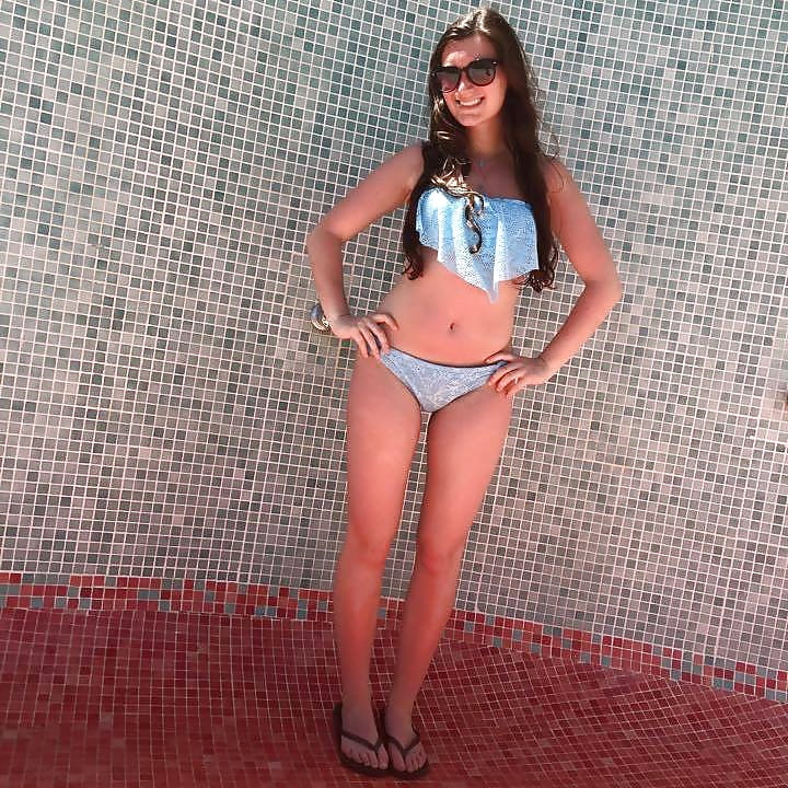 Free Teens that Will Make Your Cock BURST VOL 3 photos