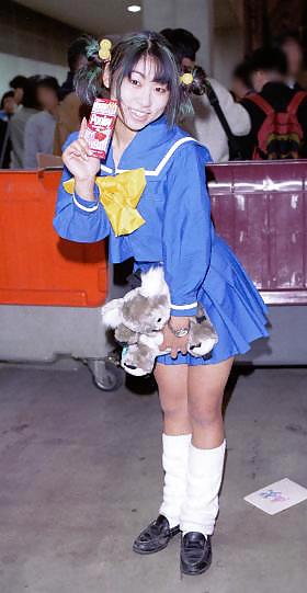 Free Japanese costume player AI photos