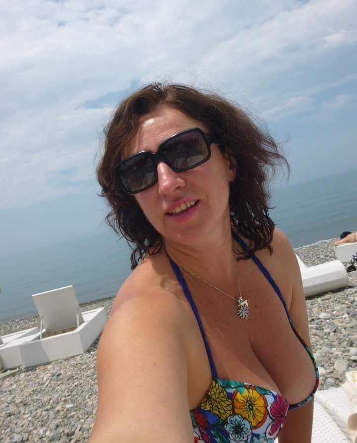Momsexyhot - See and Save As russian mom sexy hot beach photo porn pict - 4crot.com