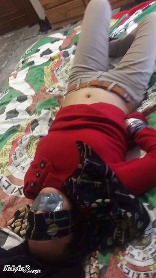 Free Helpless slave Elizabeth Alaniz photos