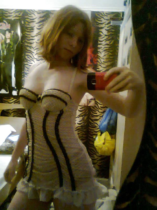 Free 19 year old ginger Rachel photos