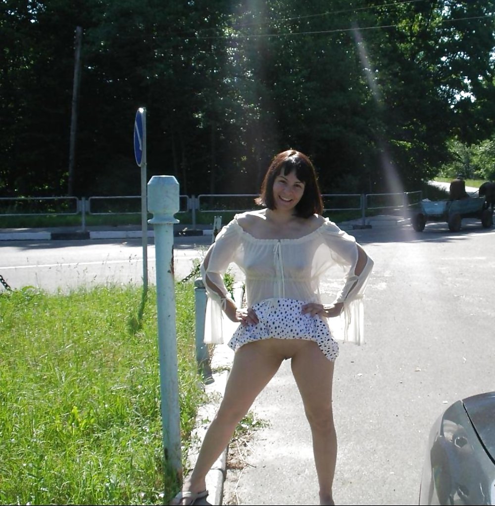 Free Mature Milf in Public photos