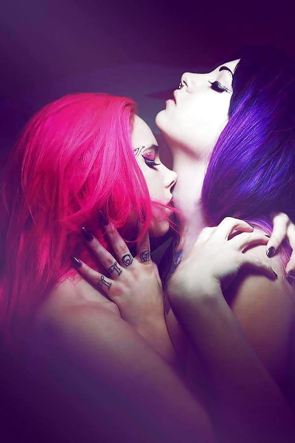 Goth girls kissing