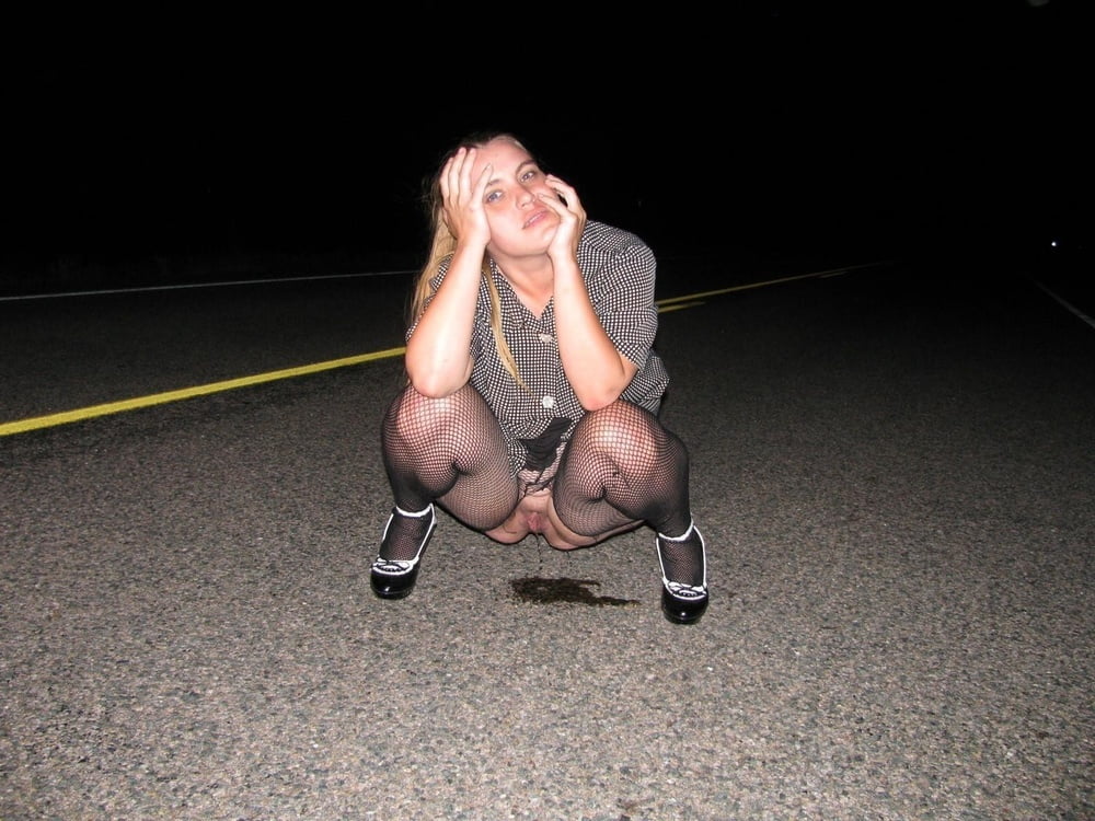 devushki-pisayut-na-kontserte