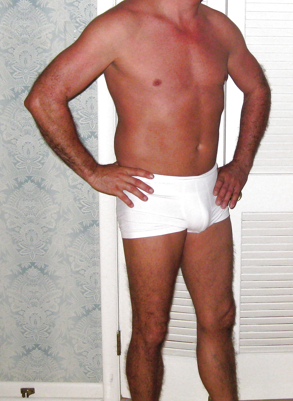 Free mature guy in white photos