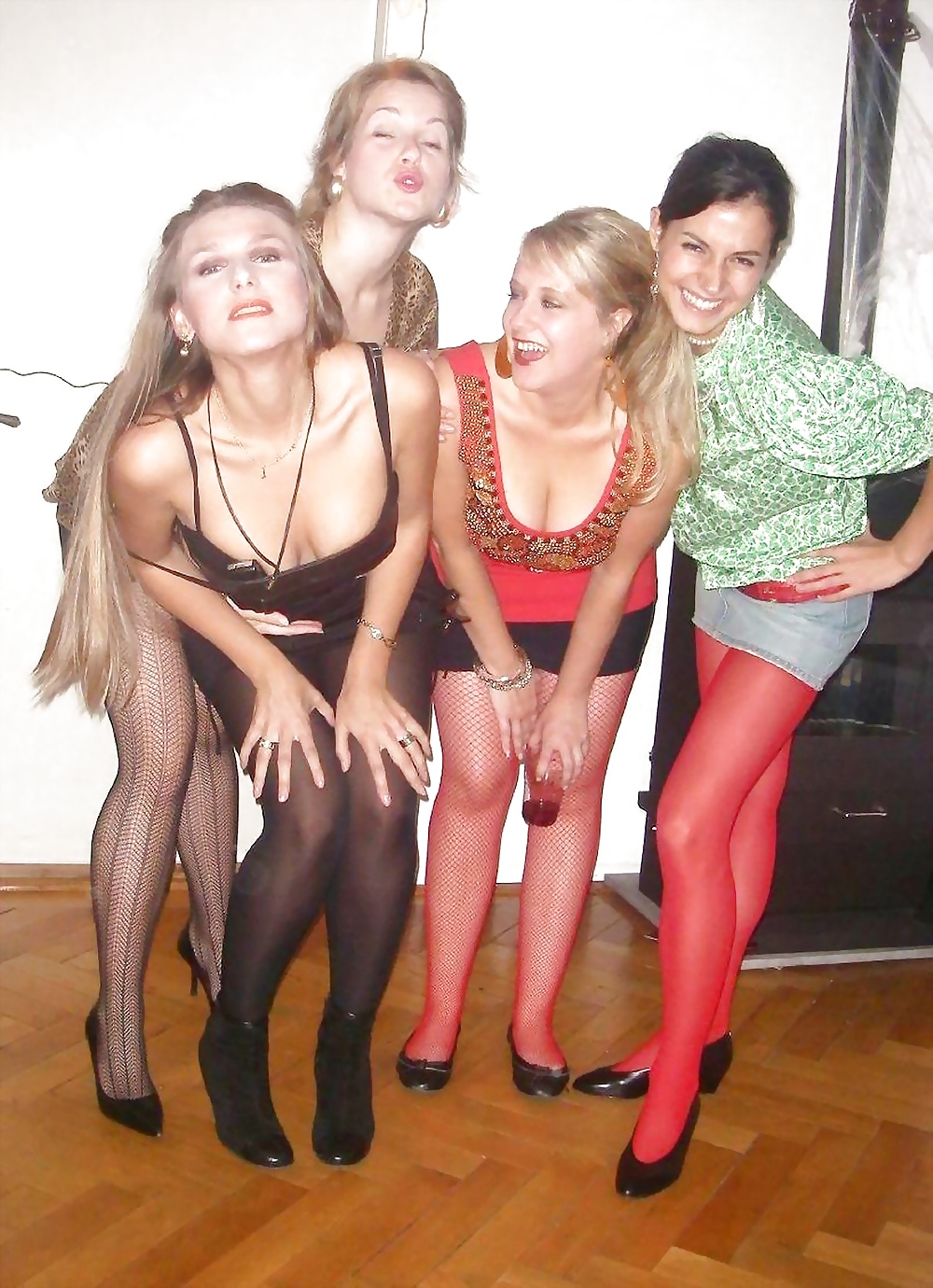 Free Stockings ,tights and high heels 52 photos