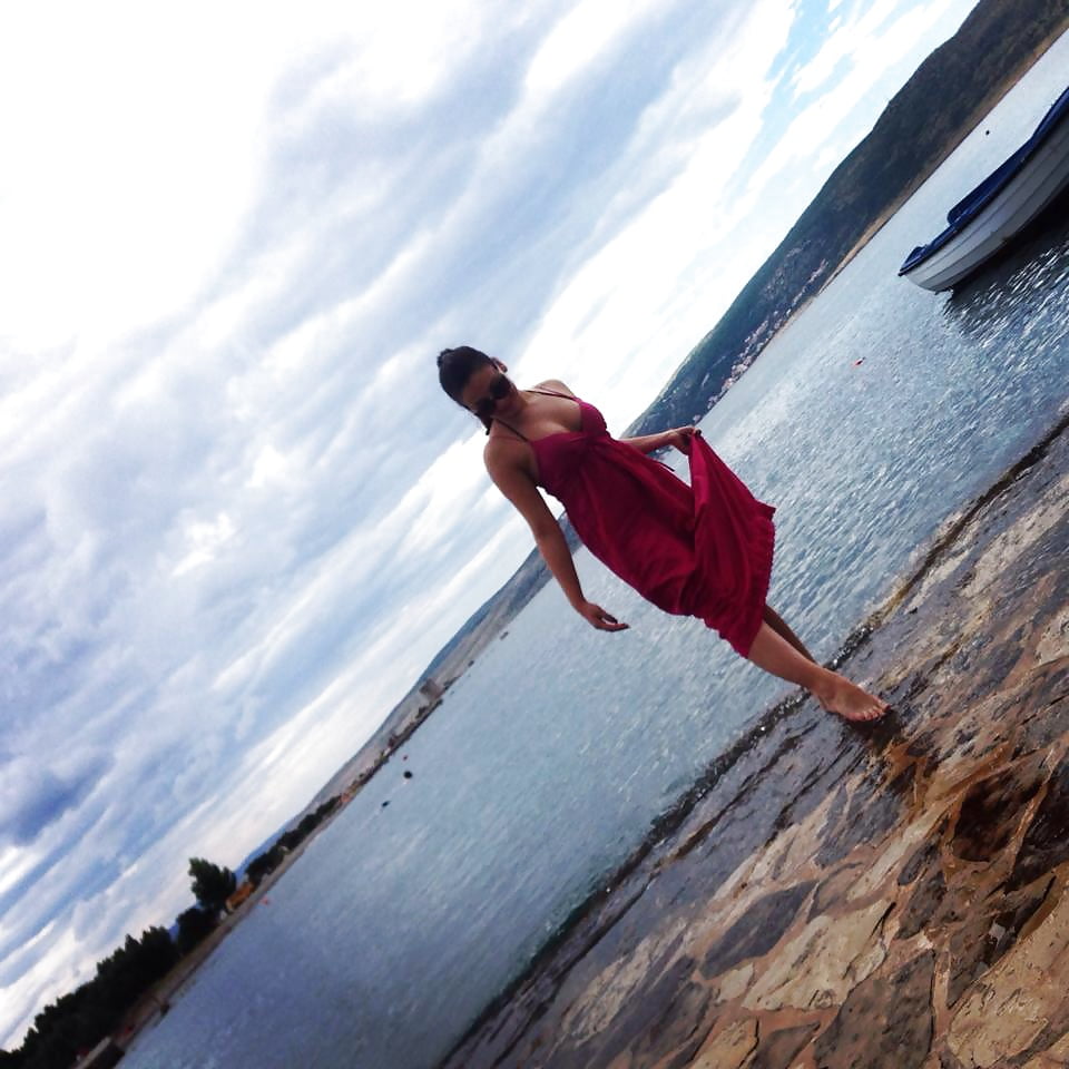 Free Serbian teen photos