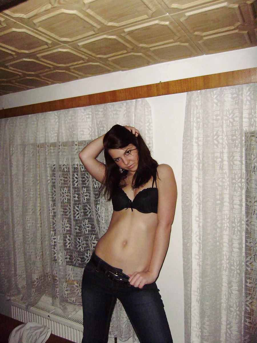 Free SILVIA - CUTE CZECH GIRL IV photos