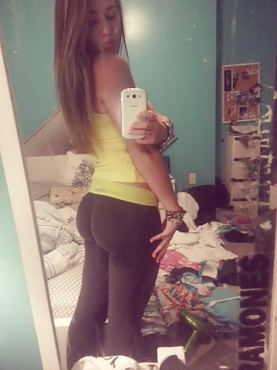 Free Yoga pants 8 photos