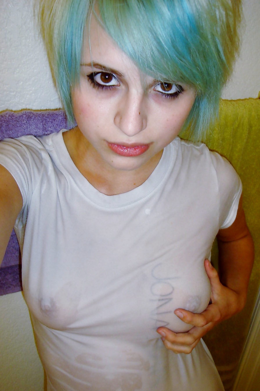 Free teens wet t shirt photos