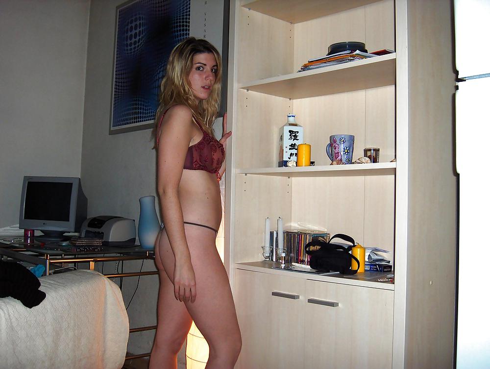 Free MANDY - Hot blonde Amateur Slut photos