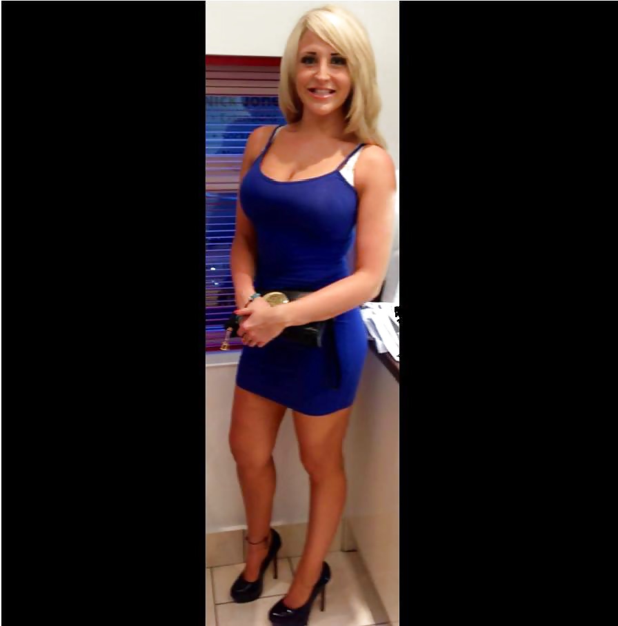 Free Heavenly bodied bimbo slut photos