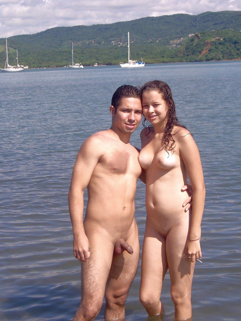 Free Couple whre the man have an erction photos