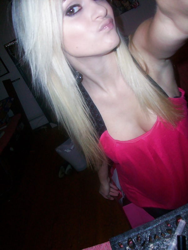 Free Play with me on justsexyhookup photos