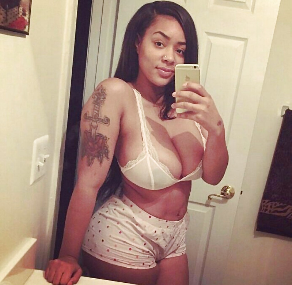 Free Naturally Curvy Beauties - Set 45 photos