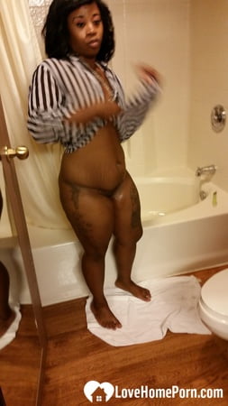 black honey gets recorded as she showers         