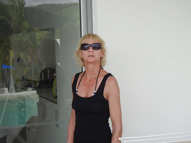 Free Mike 53 and kate 37 sub cuck couple photos