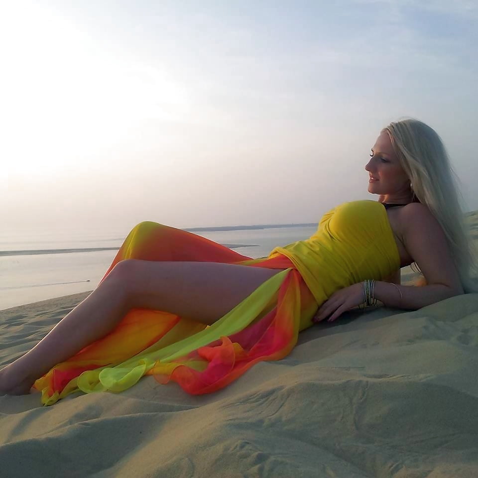 Free Which one gets fucked? Wer wird gefickt? photos