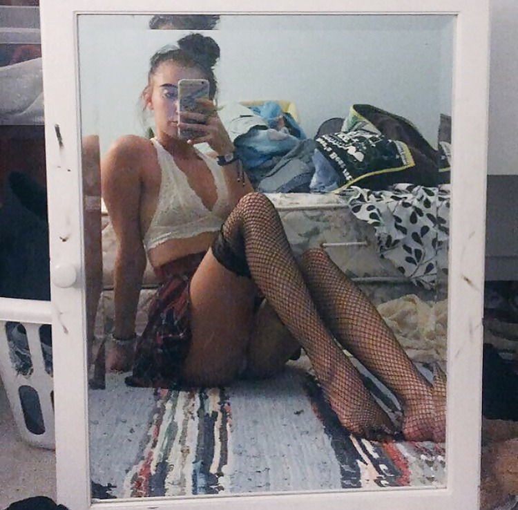 Free Brunette teen slut teasing photos