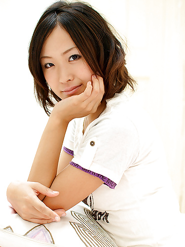 Free Yuka Kobayashi... cute girl japanese photos