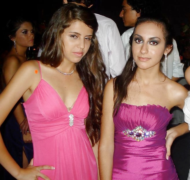 Free Latina petite Alina Ramirez photos