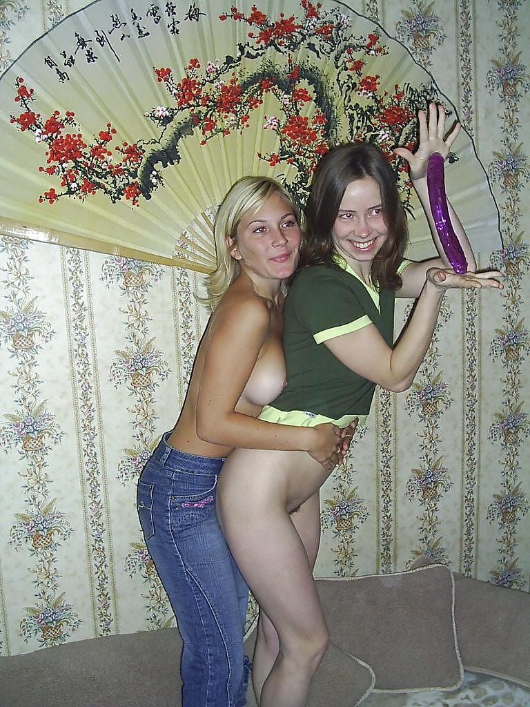 Free RUSSIAN SWINGERS I photos