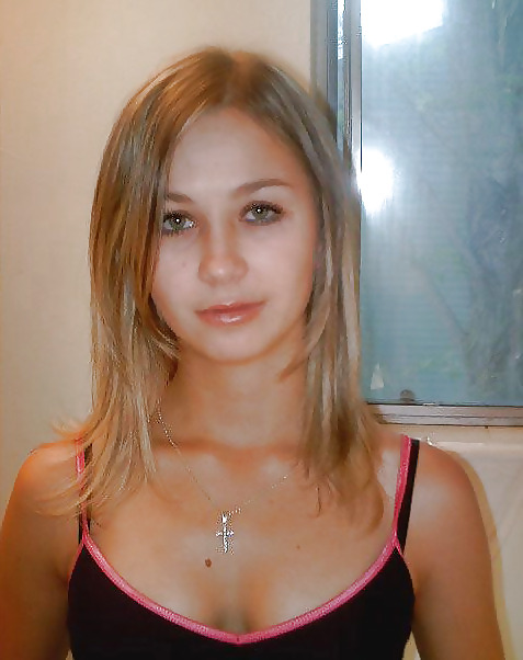 Free sweet young girl 11 photos