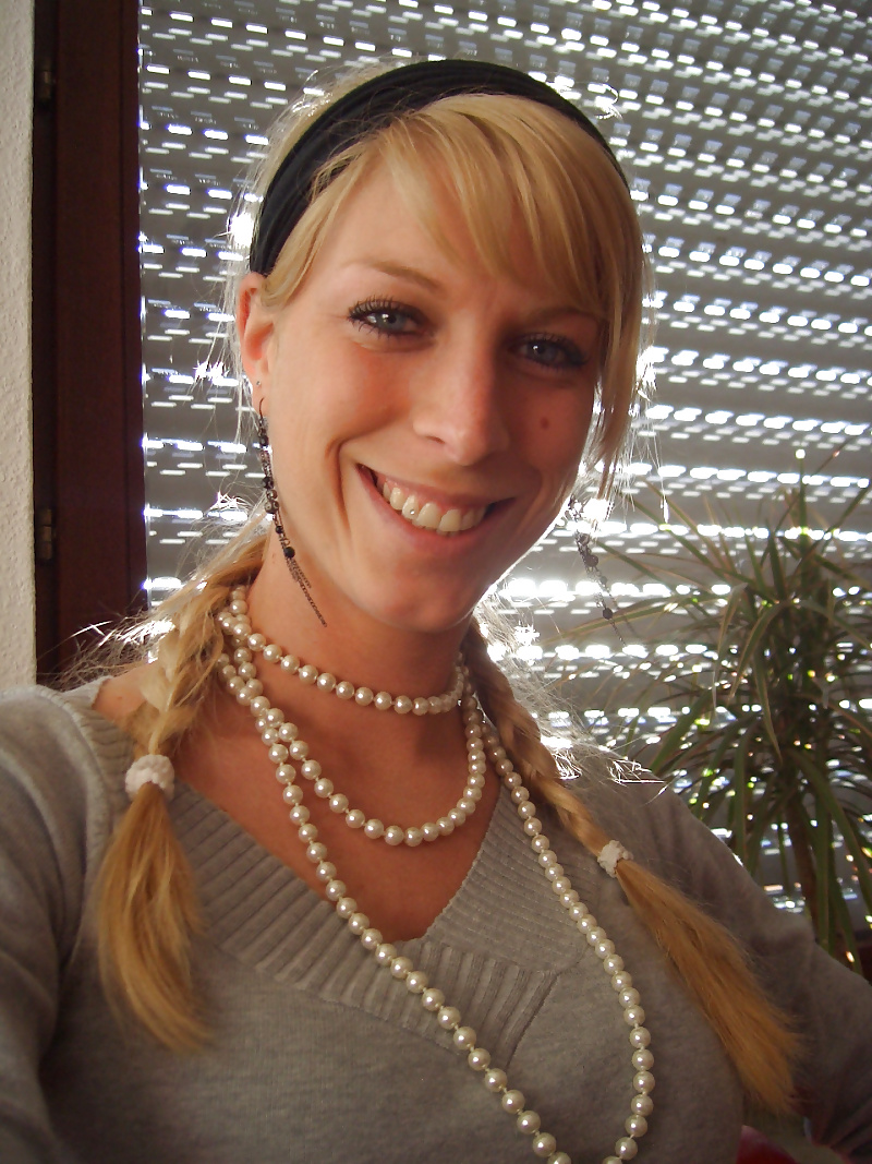 Free German blond photos