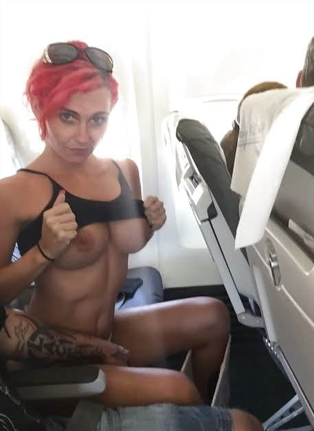 Free SDRUWS2 - PUSSY FLASH IN PUBLIC photos