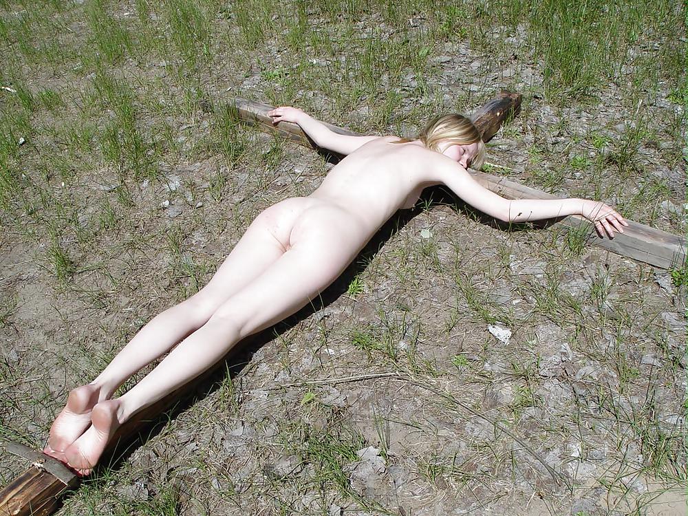 Free CROSSED - JENET photos