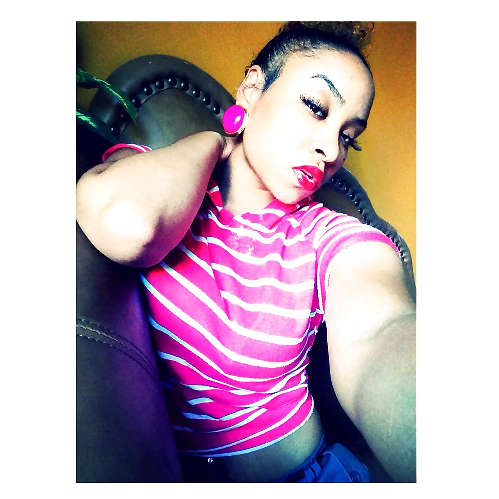 Free Face book slut photos