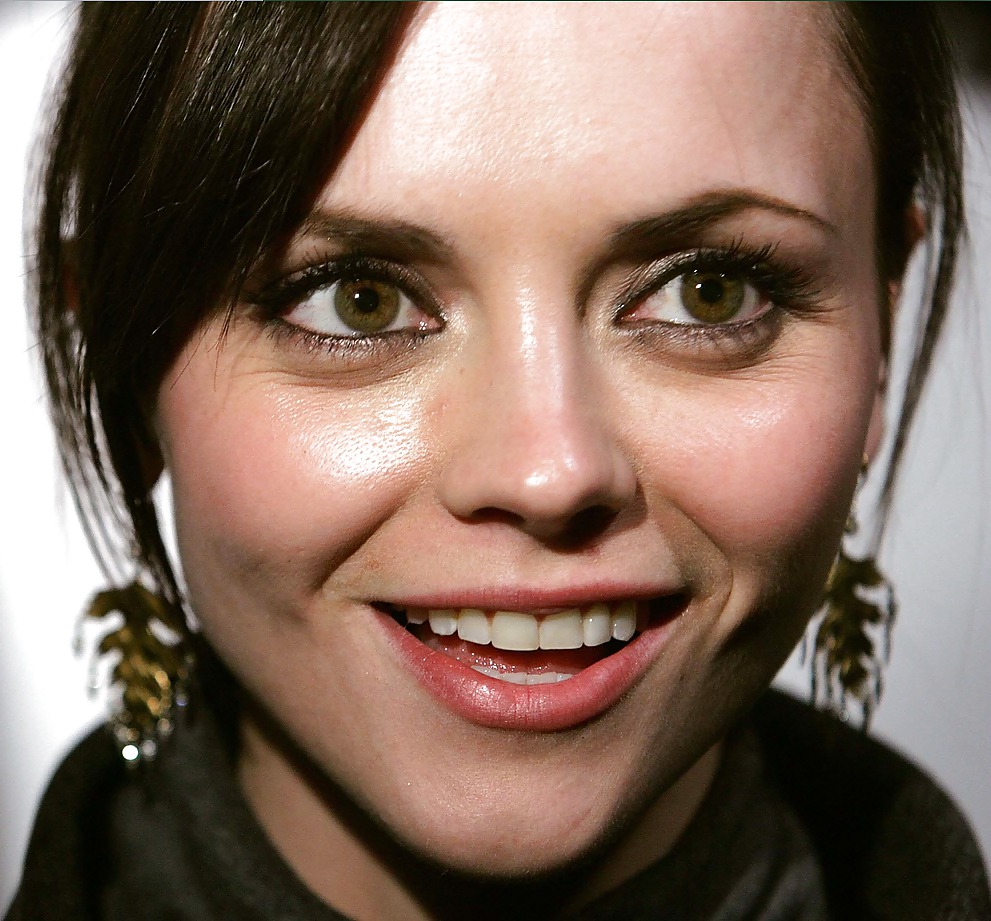 Free Christina Ricci photos