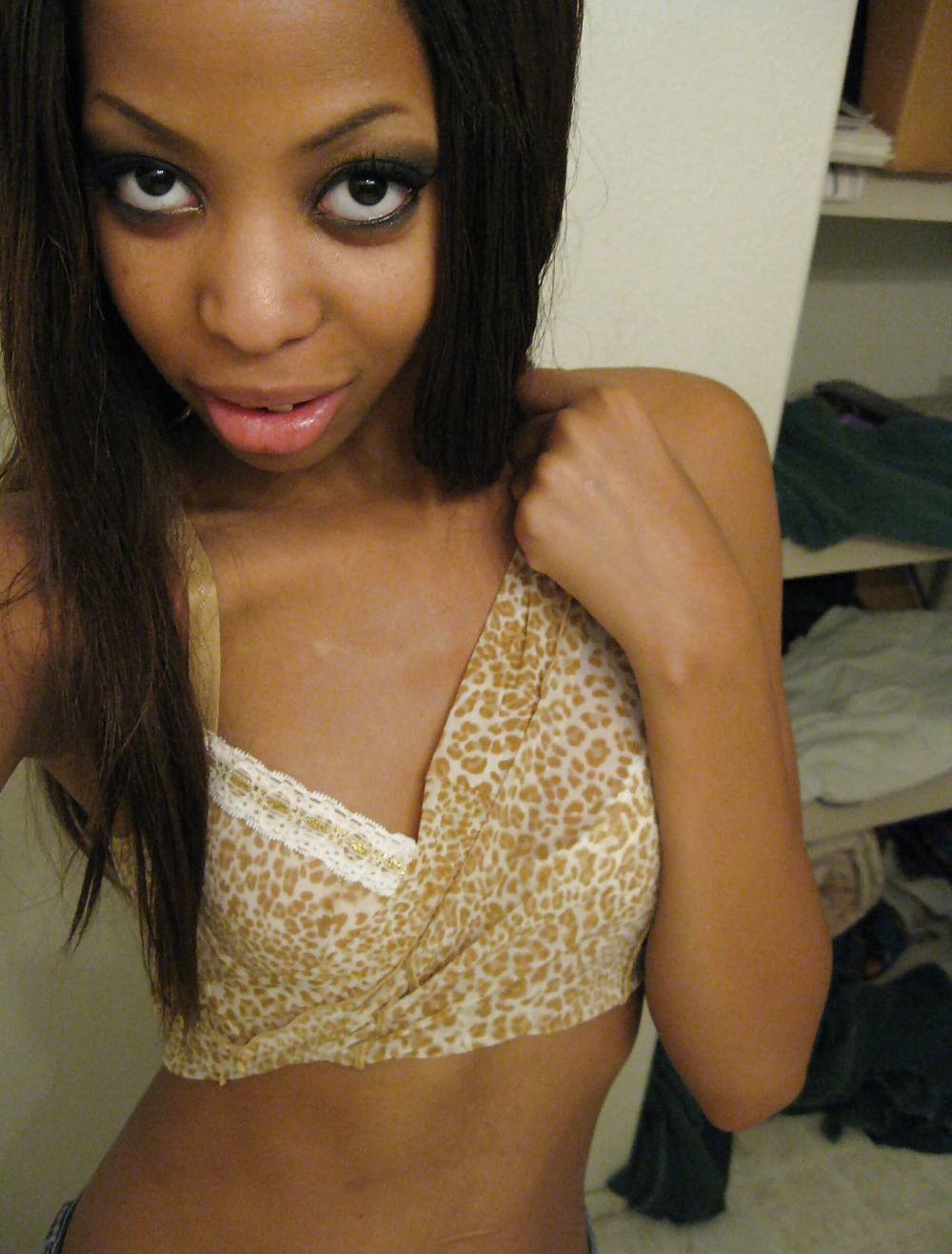 Free Jane-Perfect Ebony Teen photos