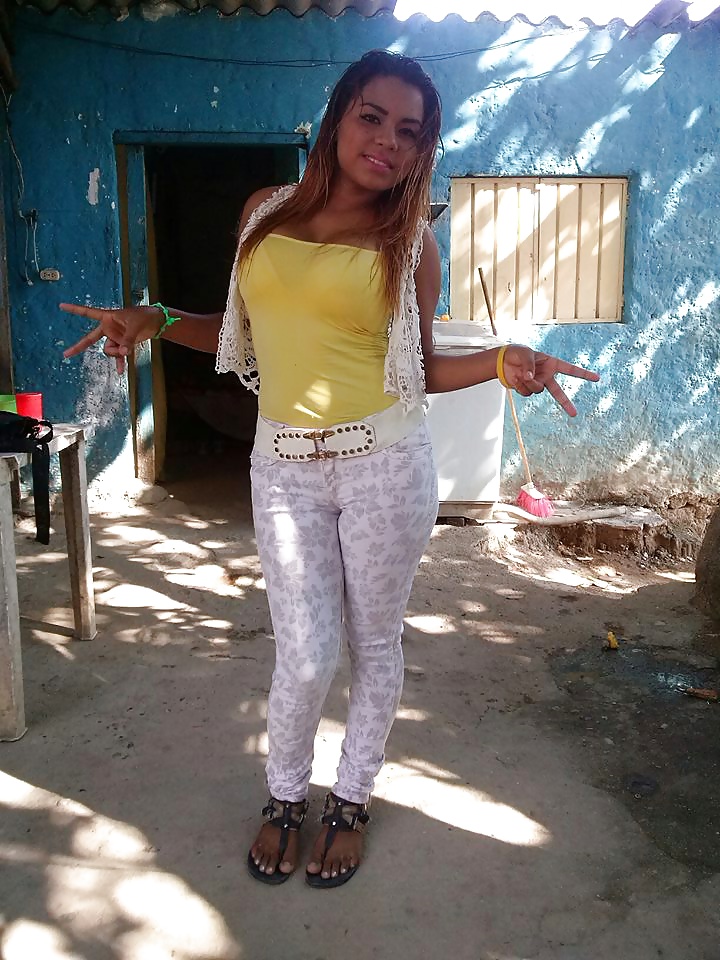 Free Morena chichona! photos