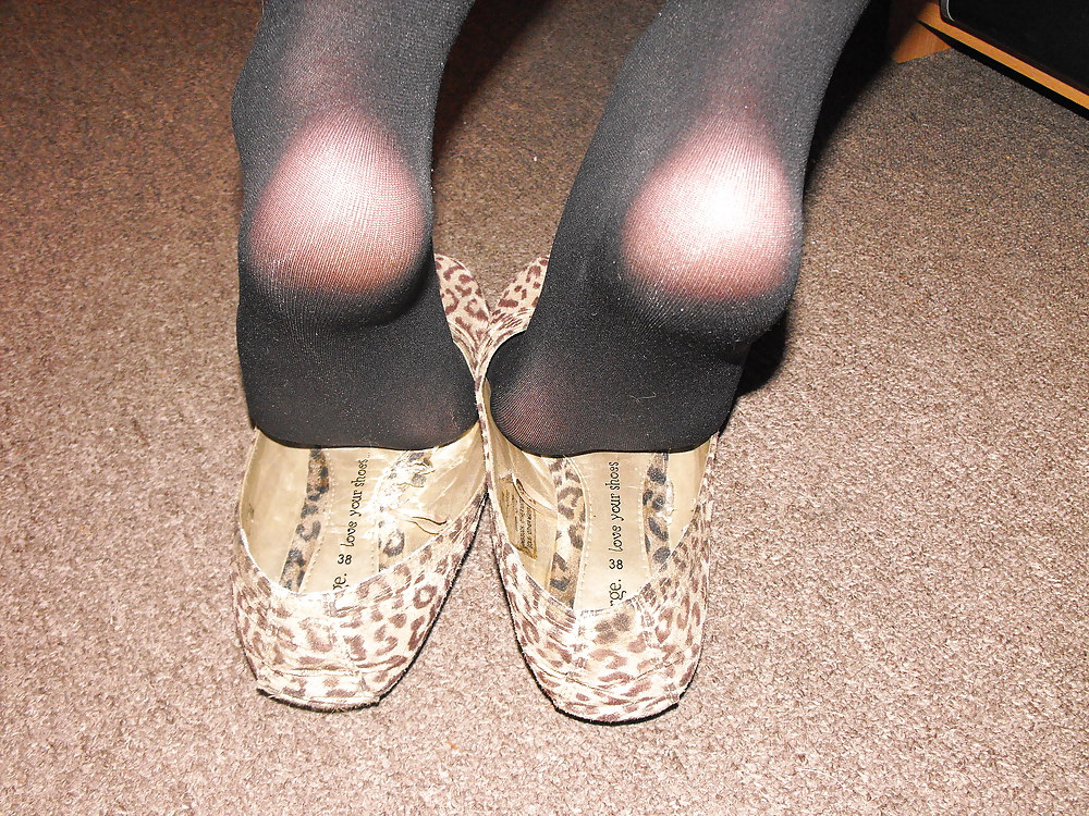Free gf wears tights and flats sent by xhamster member photos