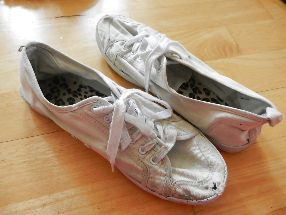 Free Jana and her shoes photos