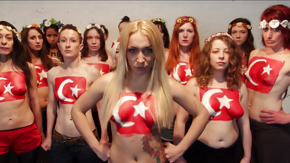 Free Turkish girls+flag ,Turk bayragimiz ve ciplak kizlar photos