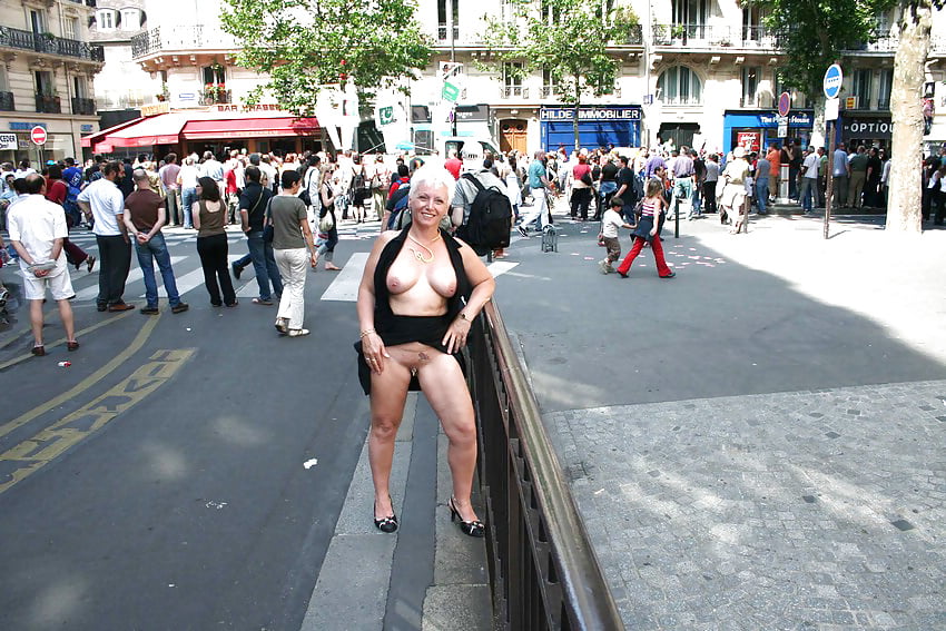 Free Matures public flashing 1 photos