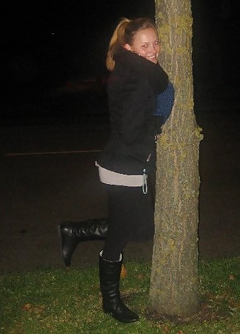 Free Danish teens-18-party beach photos