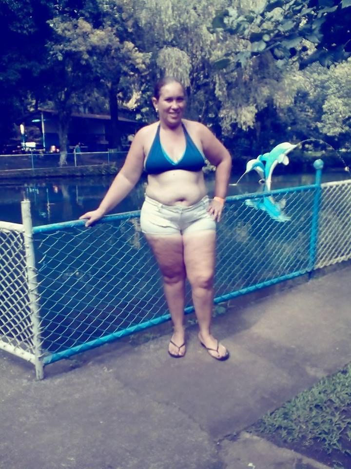 Free Chubby milf latina photos